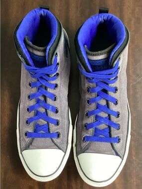 Converse Men’s High-Top Sneakers in Gray with Blue Accents Men’s Size 11